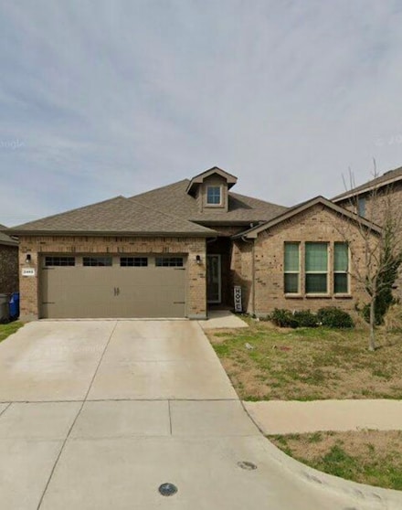 2405 Pambrooke Ln, Red Oak, TX 75154