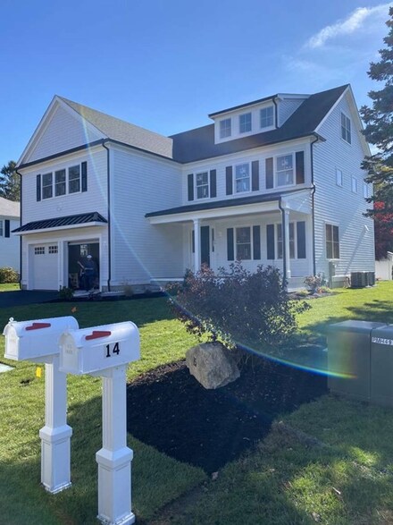 15 Winslow Rd, Needham, MA 02492