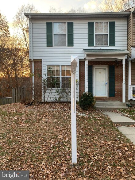 15076 Catbrier Ct, Woodbridge, VA 22193