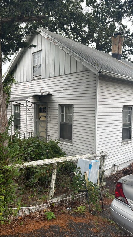 7 Moscariello Place, Norwalk, CT 06854