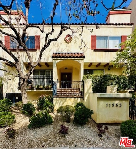 11953 Goshen Ave Unit 5, Los Angeles, CA 90049