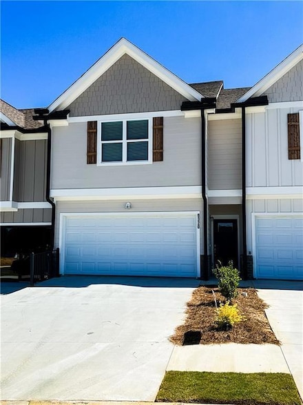 6320 Pine Station Dr, Lula, GA 30554