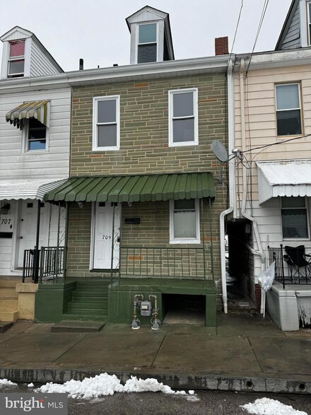 709 Vander Ave, York, PA 17403