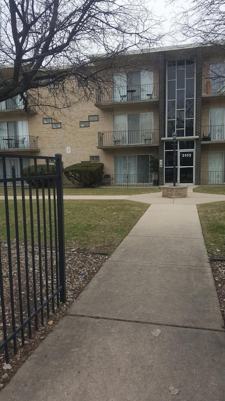 3113 Bernice Rd Unit 6, Lansing, IL 60438