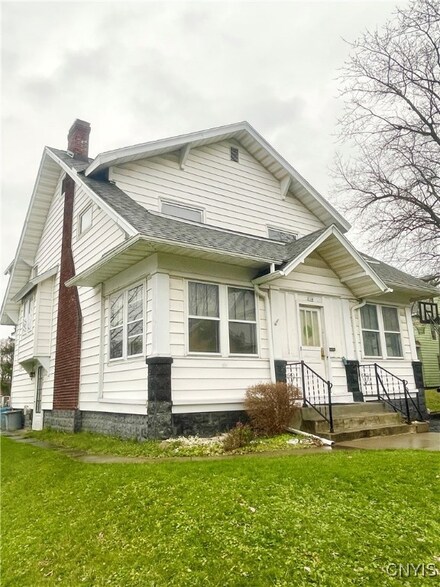 114 Court Terrace, Syracuse, NY 13208