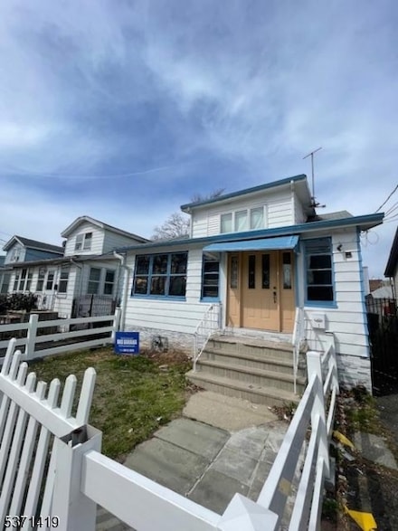 15 Temple Place, Irvington, NJ 07111