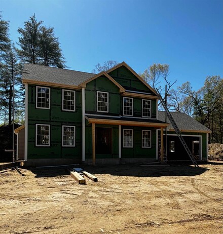2 Atwood Ave, Hudson, NH 03051