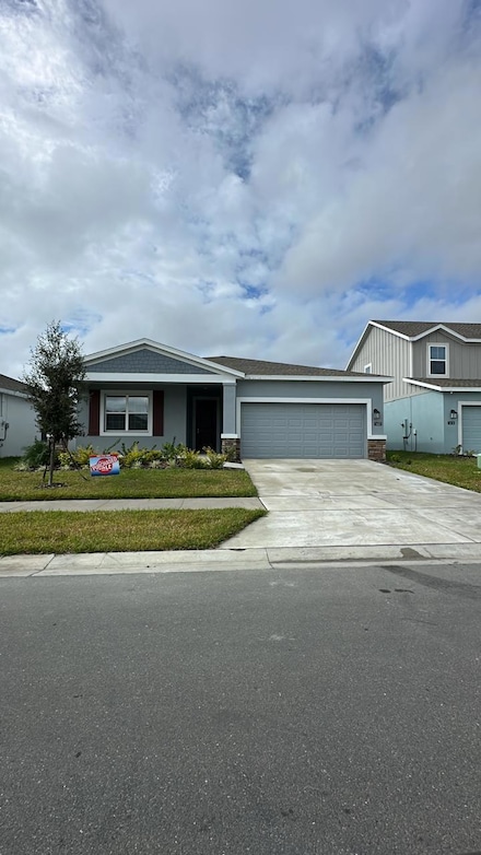 1620 Marksman Rd, Eagle Lake, FL 33839