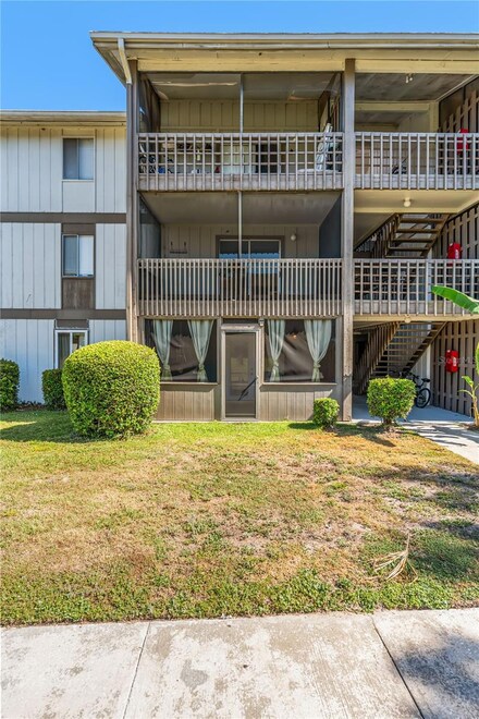 6519 W Newberry Rd Unit 907, Gainesville, FL 32605