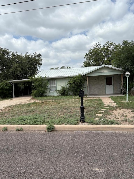 811 Akin St, San Angelo, TX 76903