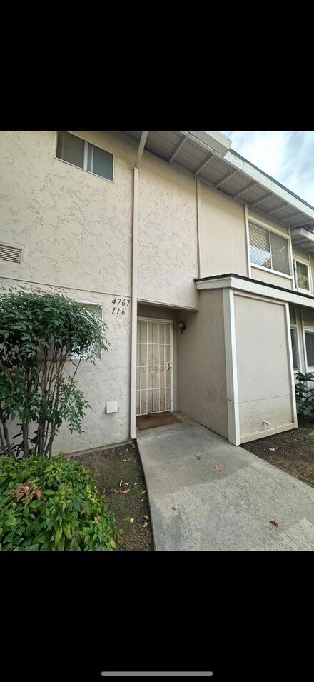4767 N Cedar Ave Unit 116, Fresno, CA 93726