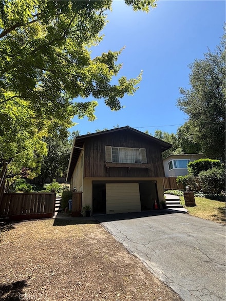 172 Camino Sobrante, Orinda, CA 94563
