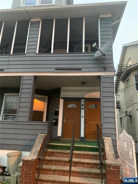 164 Autumn St, Passaic, NJ 07055