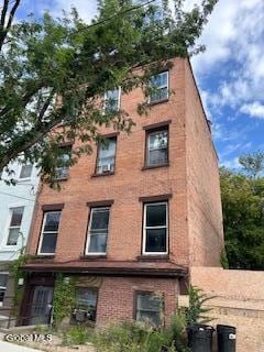 95 Clinton Ave, Albany, NY 12210