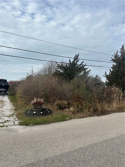 22 Breach Dr, Westerly, RI 02891