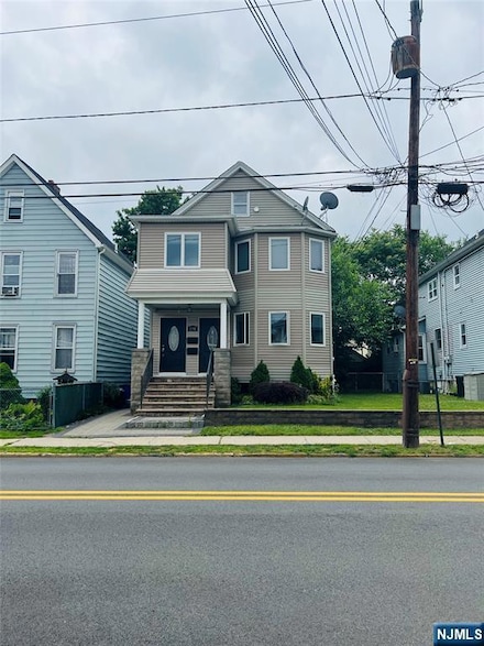 190 Wallington Ave Unit 1 Fl, Wallington, NJ 07057