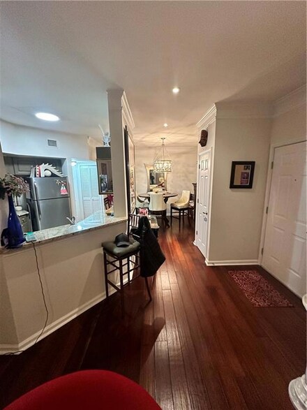 200 Renaissance Pkwy NE Unit 305, Atlanta, GA 30308