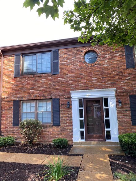 7925 Royal Arms Ct Unit 3, Saint Louis, MO 63123