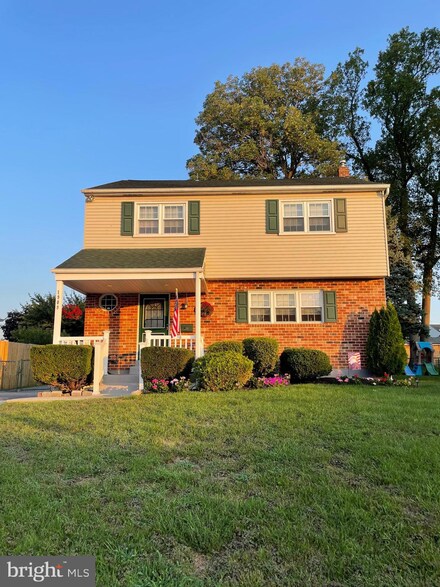 1909 Elder Ave, Morton, PA 19070