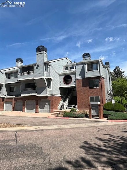 912 Acapulco Ct, Colorado Springs, CO 80910