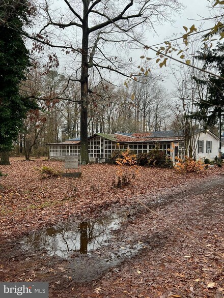 12248 Smith Rd, Ellendale, DE 19941