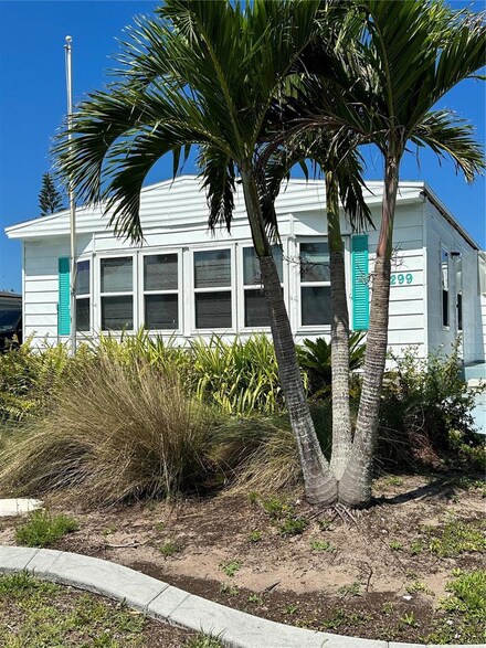 6299 Oriole Blvd, Englewood, FL 34224