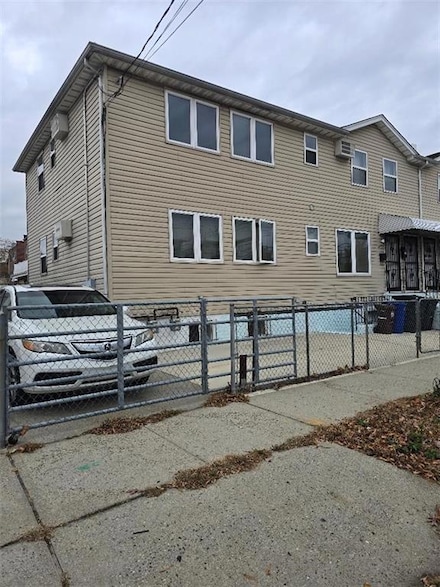 1479 E 95th St, Brooklyn, NY 11236