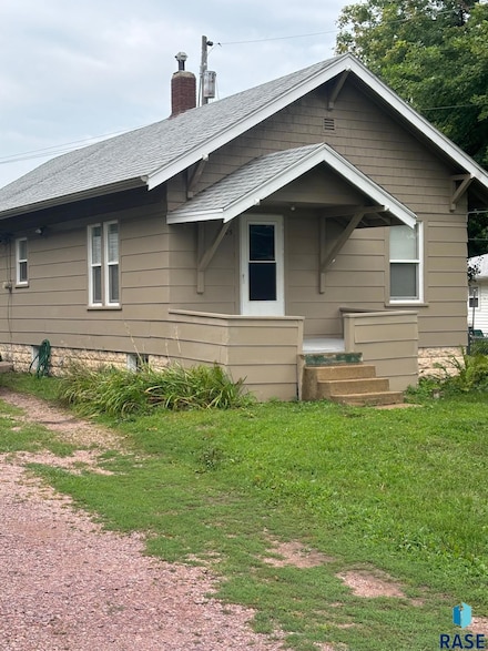 3605 E 12th St, Sioux Falls, SD 57103