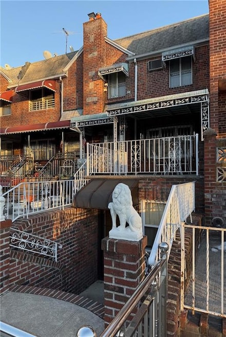 6635 16th Ave, Brooklyn, NY 11204