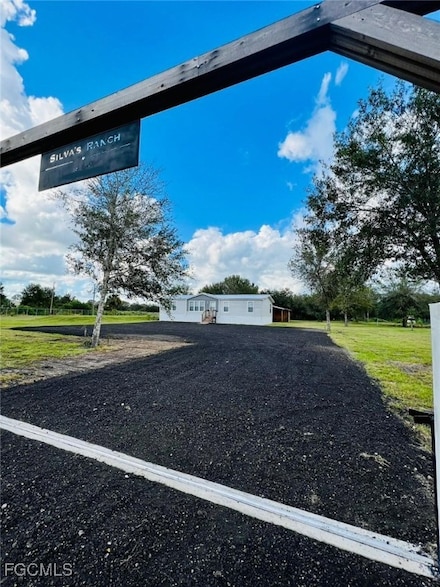 175 Bald Cypress Ave, Clewiston, FL 33440