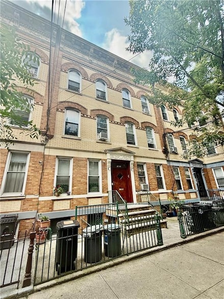 1822 Putnam Ave, Flushing, NY 11385
