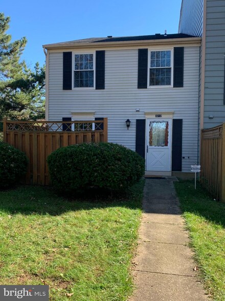 3212 Tapestry Cir, Burtonsville, MD 20866