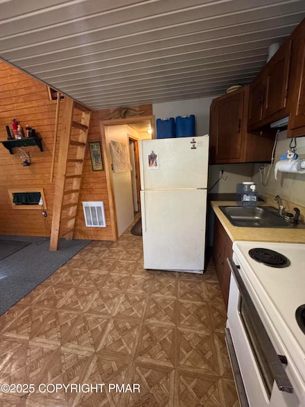 1855 Pennsylvania 402, Dingmans Ferry, PA 18328