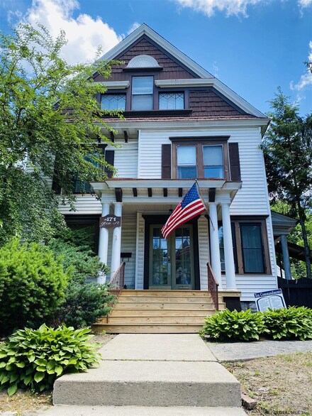 471 Glen St, Glens Falls, NY 12801