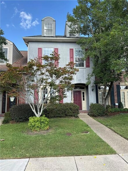 3637 N Hullen St, Metairie, LA 70002