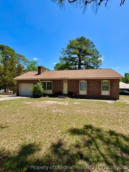 3551 Pioneer Dr, Hope Mills, NC 28348