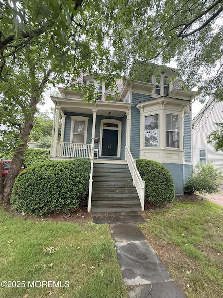 62 Washington St, Red Bank, NJ 07701