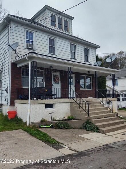 22-24 Bradley St, Plymouth, PA 18651