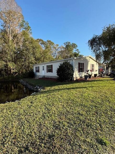 819 Gladiola Dr, Auburndale, FL 33823