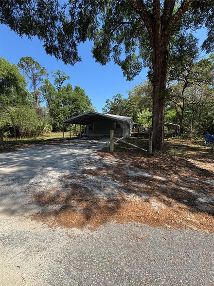 4266 County Road 691, Webster, FL 33597