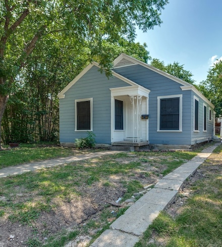 4104 Valentine St, Fort Worth, TX 76107