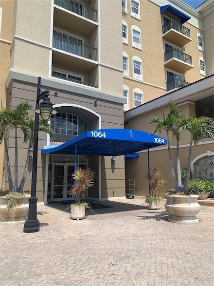 1064 N Tamiami Trail Unit 1602, Sarasota, FL 34236