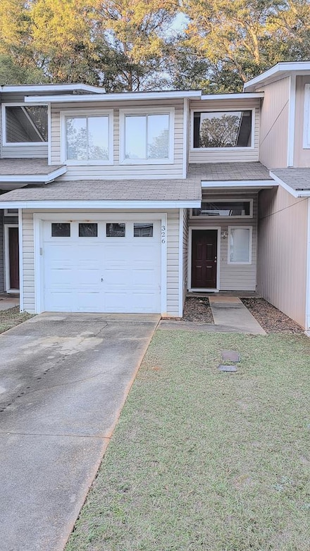 326 Candlebrook Dr, Enterprise, AL 36330