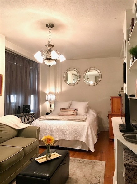 8 Garrison St Unit 512, Boston, MA 02116