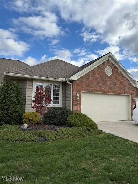 318 Buttermere Ln, Amherst, OH 44001