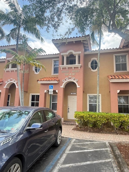 10561 SW 6th St Unit 1304, Pembroke Pines, FL 33025