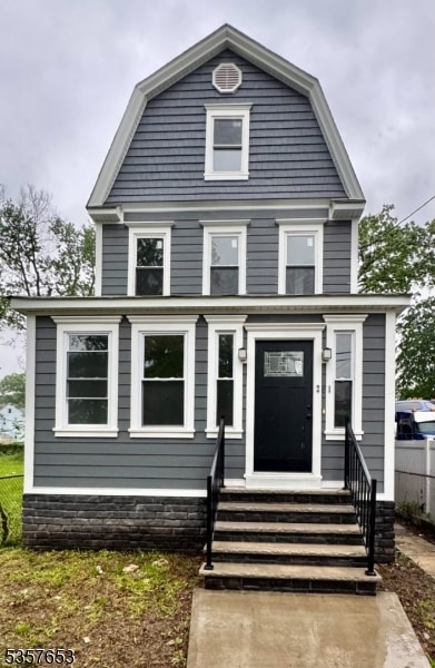 261 Hickory St, Orange, NJ 07050