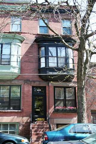 117 Chestnut St, Albany, NY 12210