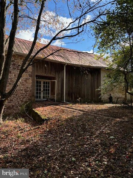 2643 Plow Rd, Birdsboro, PA 19508