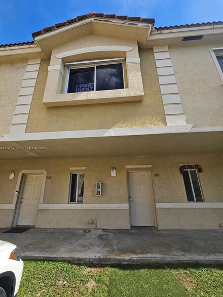 7995 NW 8th St Unit 103C, Miami, FL 33126